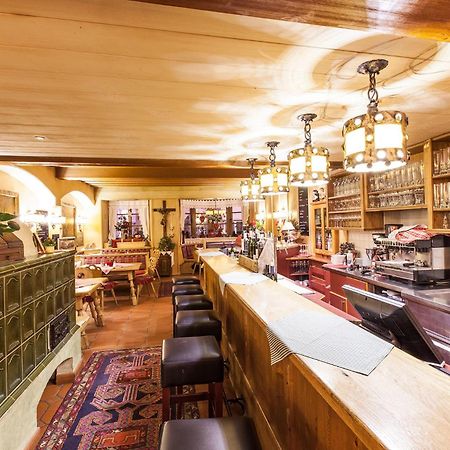 Hotel Gasthof Lamm Matrei am Brenner Esterno foto